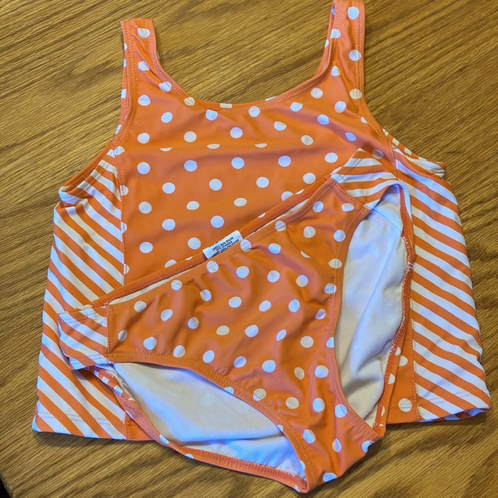EUC Sz 10/12 Wave Zone 2pc swim suit